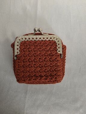 Handcrafted Rust Crochet Kiss-Lock Women’s Coin Purse